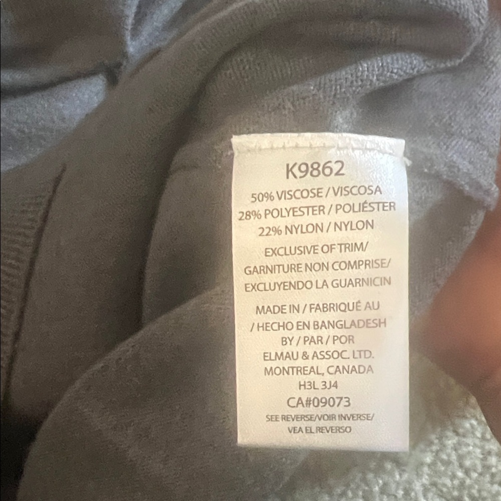 NWT Men's Gray Sweater - Picture 3 of 5